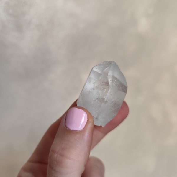 PUNTA DE CUARZO EN BRUTO