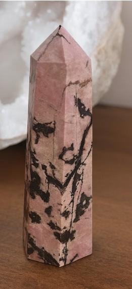 Punta de Rodonita Natural – Mineral de 9 cm