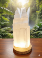 Lámpara de Selenita "Catedral Natural" con Base de Madera 27cm
