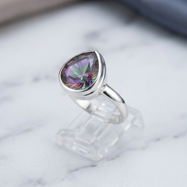 Anillo Topacio Místico y Plata de Ley (Ajustable)